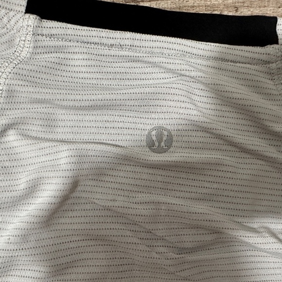 lululemon athletica Gray Short Sleeve Tee - Picture 8 of 9